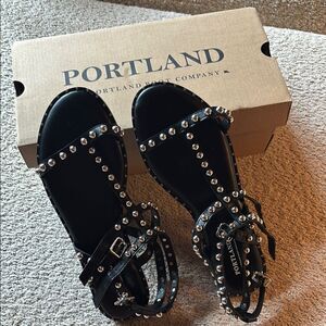 NEW Portland Leather Women's Black Studded Sandals